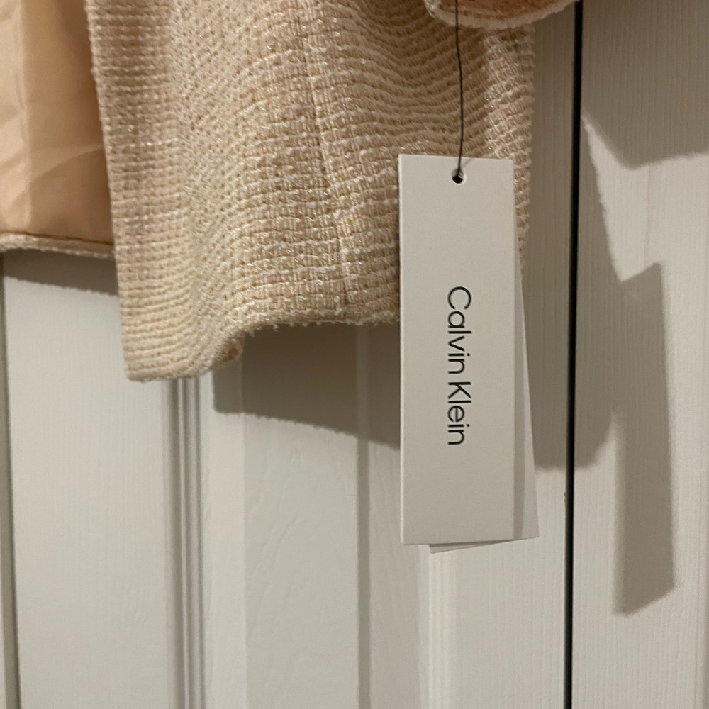 Calvin Klein Women's Textured Cream Blazer - Picture 3 of 4